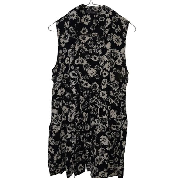 Womans Floral Suzy Shier Dress with Coller - Picture 1 of 9